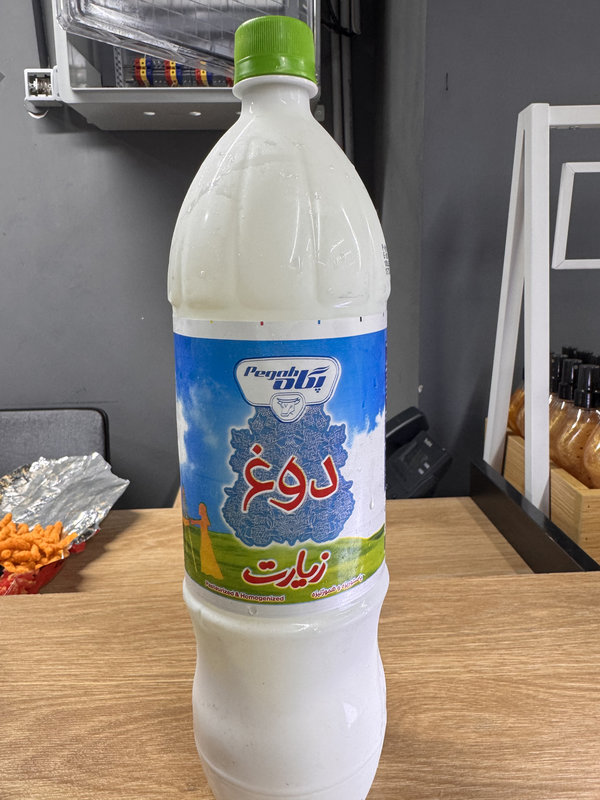 پگاه دوغ زیارت 1.5ل